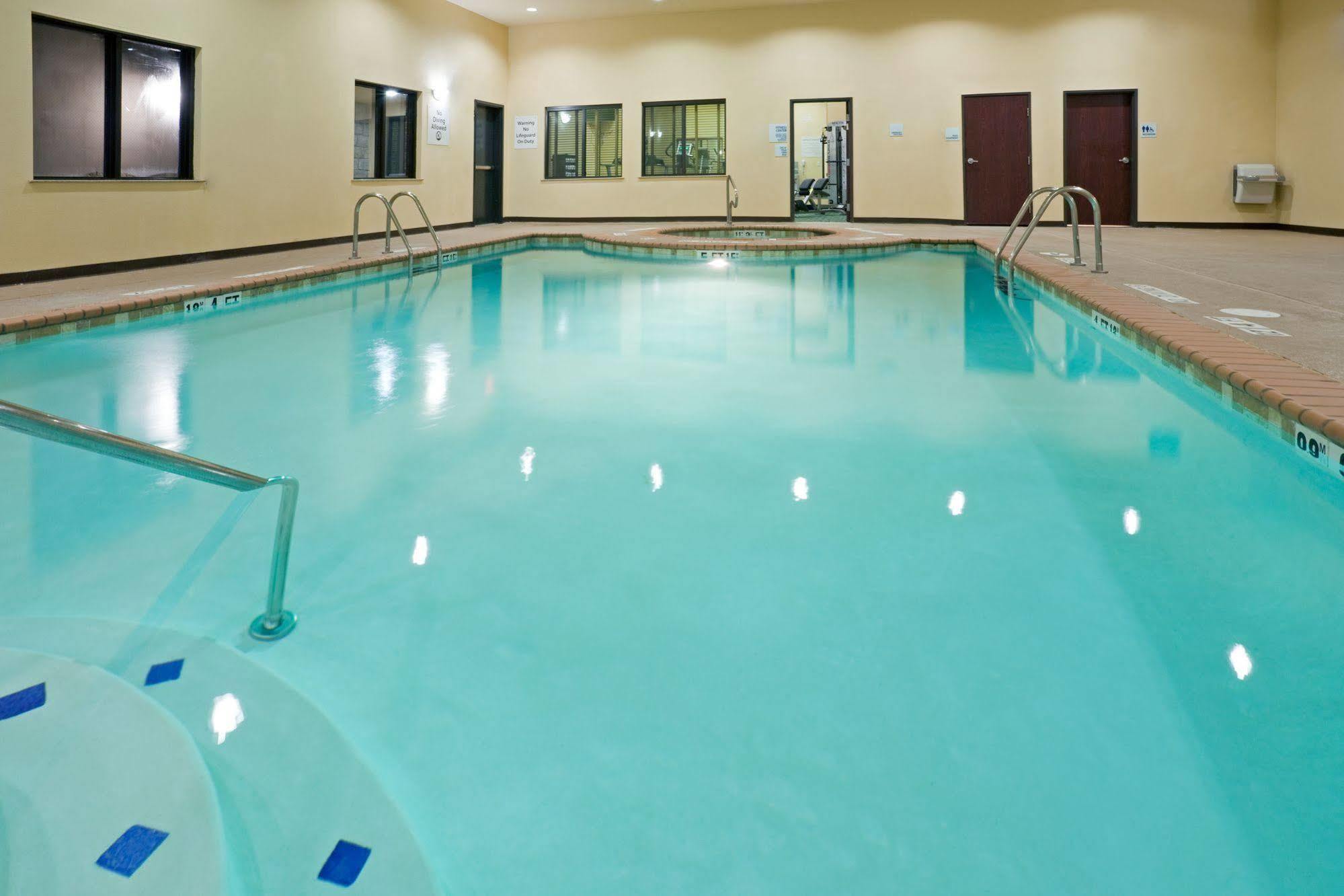 Holiday Inn Express & Suites Lubbock West By Ihg Facilidades foto
